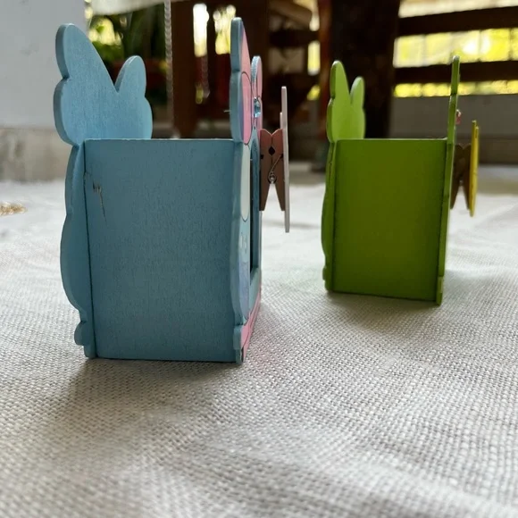 Cute Wooden Pen-stand, set of 2 - Picture 4 of 5